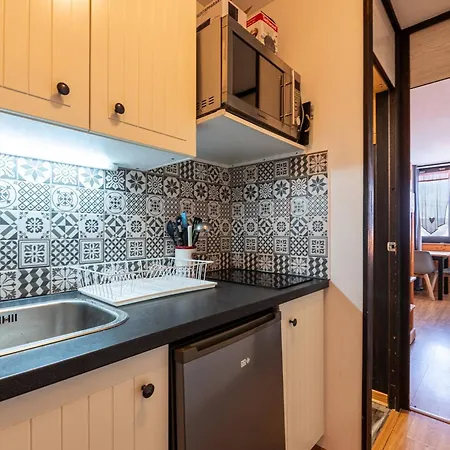 Moderne Pour 4 Personnes Avec Acces Skis Aux Pieds Apartment *